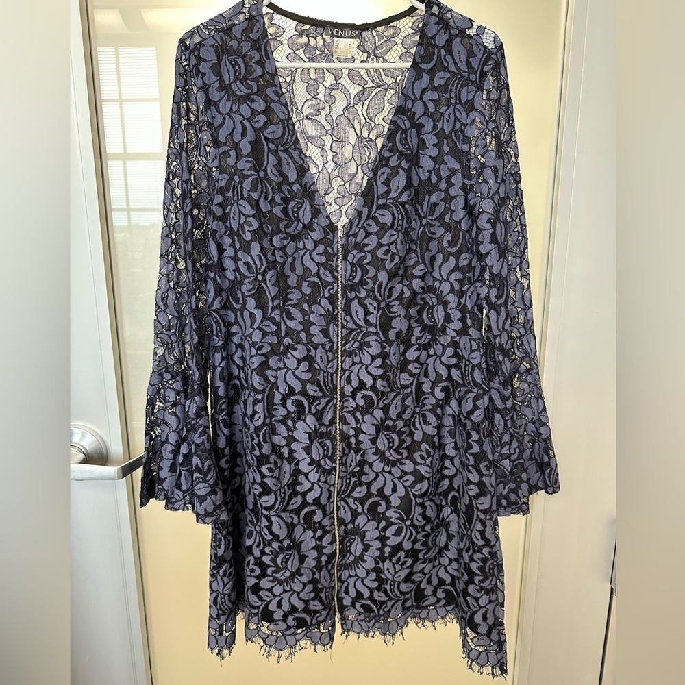 Venus Blue Lace Dress Long Bell Sleeve Witchy Mini Party Cocktail V-Neck Size 16
